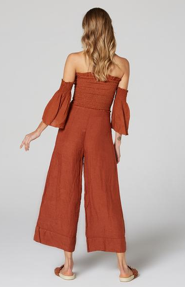 Woman Wearing Estilo Emporio Tropez Pant - Rust - Pants LUXAMORE