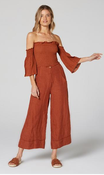 Woman Wearing Estilo Emporio Tropez Pant - Rust - Pants LUXAMORE